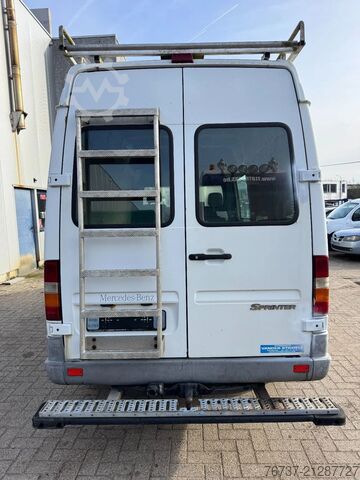 Furgon blaszak Mercedes-Benz Sprinter 311 **BELGIAN VAN -AIRCO**
