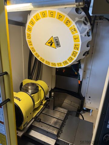 Vertikalt bearbejdningscenter Fanuc Robodrill Alpha T21iFa 5 axis