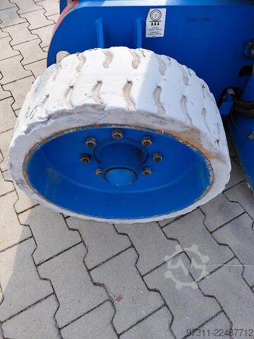 Przegubowa teleskopowa platforma robocza Genie Z-30/20N RJ