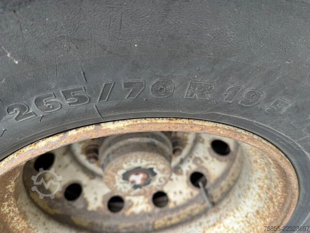 Semi carregador baixo Meert Semi Curtainside / SAF / Double Tires