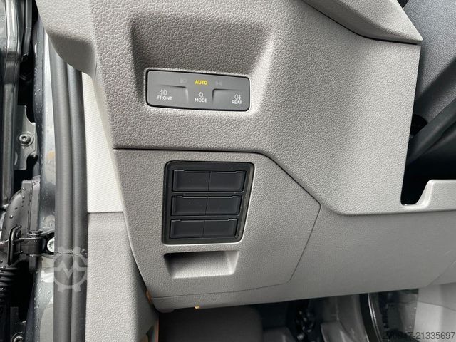 Furgon z wysokim dachem MAN TGE 3.180 Kasten L5H3 4x4 ACC LED NAV SITZHZ