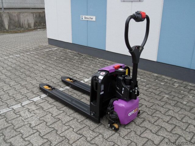 Porta-paletes manual Jungheinrich AntOn PTL 1.5 mit Stützrädern - Neugerät!