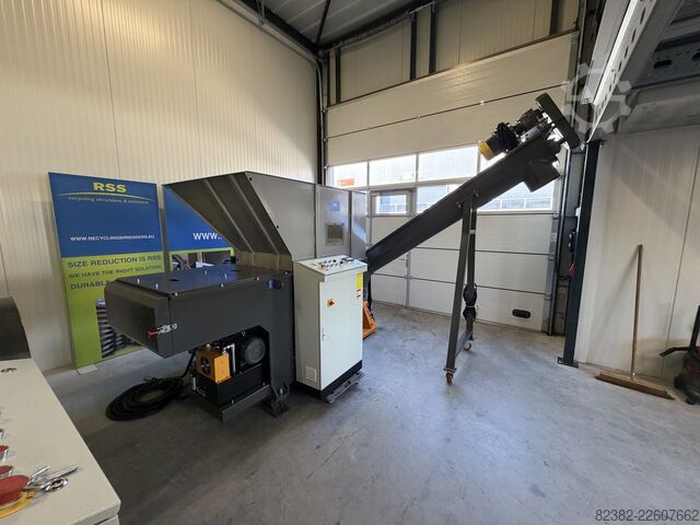 Műanyag-feldolgozó gép RSS Recycling Shredders Solutions 