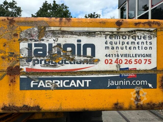 Stavební stroj Diversen Jaunin Zwaartransportkar