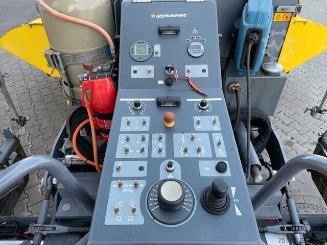 Finişer Dynapac F1200CS / nur 1.662h / inkl. Verbreiterungen