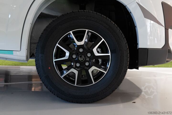 SUNLIGHT T 58 ADVENTURE félintegrált új SUNLIGHT T 58 Adventure