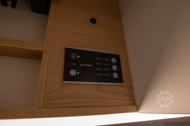 SUNLIGHT T 58 ADVENTURE félintegrált új SUNLIGHT T 58 Adventure