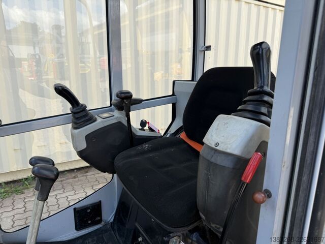 Minigraver WACKER Neuson ET16 / 2019 BJ / 1.520 H / 3x Löffel