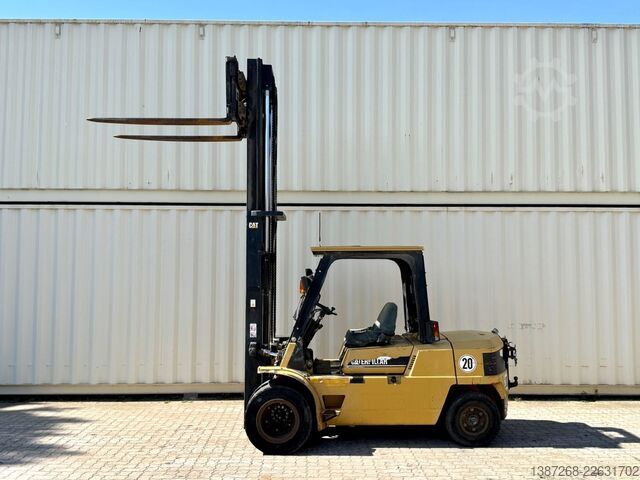 Voorlader vorkheftruck CATERPILLAR DP45 Diesel / Seitenschieber + Zinkenverstellung