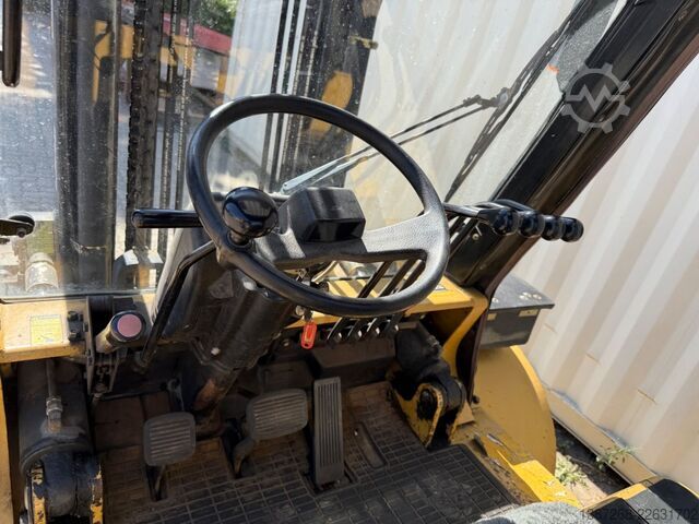 Voorlader vorkheftruck CATERPILLAR DP45 Diesel / Seitenschieber + Zinkenverstellung