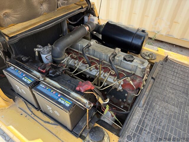 Voorlader vorkheftruck CATERPILLAR DP45 Diesel / Seitenschieber + Zinkenverstellung