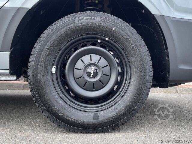 Komercijalno vozilo sa visokim krovom MAN TGE 3.180 L4H3 Kasten 4x4 STANDHZ ACC LENKRADHZ