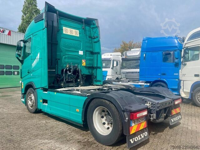 Standard-SZM Volvo FH 500 YV2RT40A9MB334008  !! OIL IN ANTIFREEZE!...