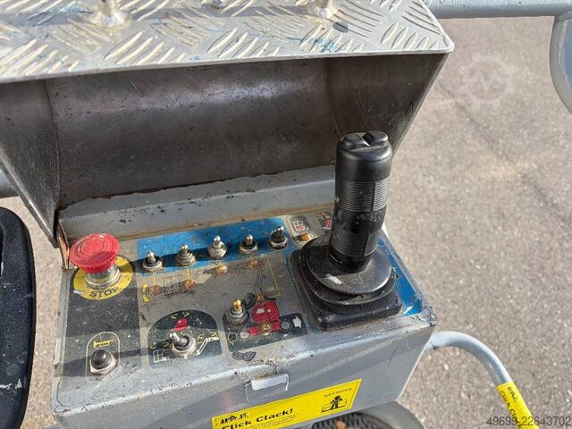 Ledad teleskopisk arbetsplattform Manitou 120AETJC - 12m Gelenk-Teleskop-Arbeitsbühne
