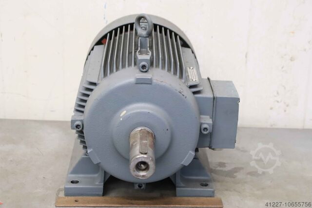 Silnik elektryczny 11 kW 2920 obr. AEG AM 160 MP2