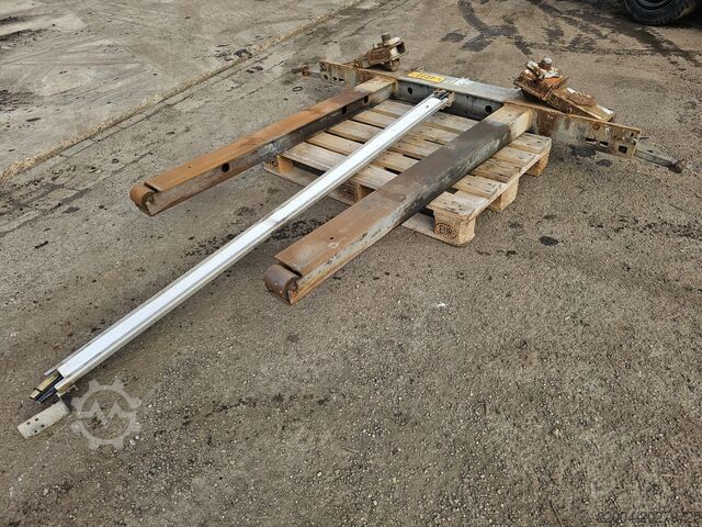 2006 VAN HOOL voor schuifcontainerchassis onderdeel. VAN HOOL FRONT SLIDING CONTAINER CHASSIS PART.