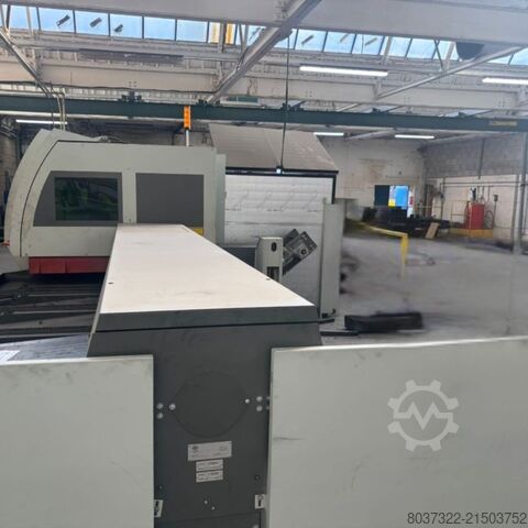 Laserový řezací stroj BLM LASERTUBE LT FIBER EVO TUBE LASER