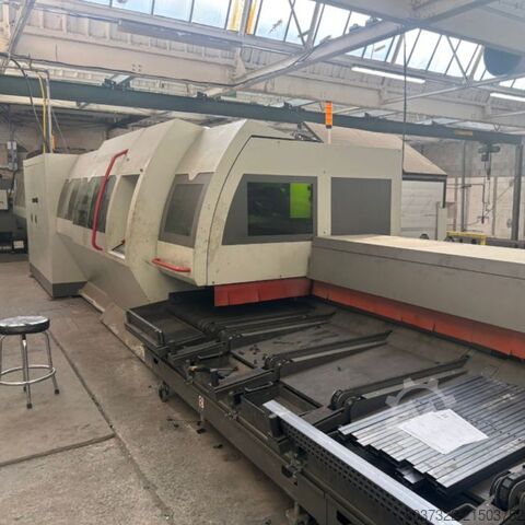 Laserový řezací stroj BLM LASERTUBE LT FIBER EVO TUBE LASER