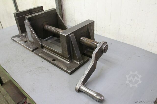 Machine vice unbekannt Spannweite 470 mm