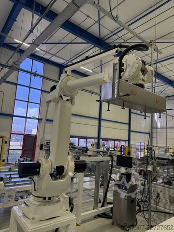 Industriële robot Comau C5G ACC3-E & Comau Smart-5 NJ 110-3.0