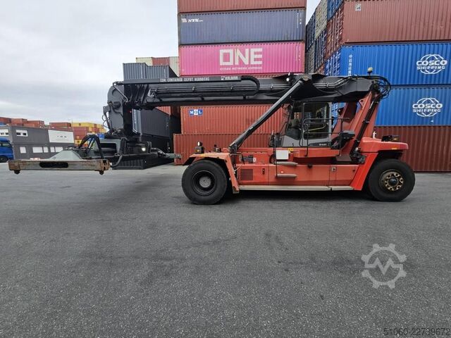 Üres konténer reachstacker Kalmar DRF100-54S8