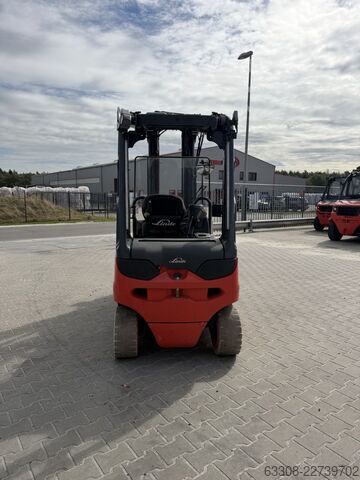 Elektrisk 4 -hjulet gaffeltruck Linde E25RL-01