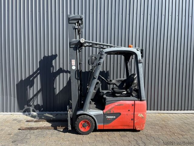 Elektromos háromkerekű targonca Linde E16C-02