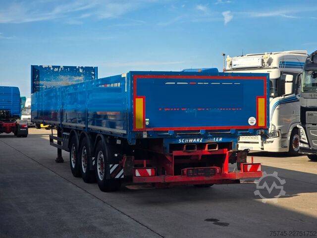 Semiremorcă deschisă SCHWARZMÜLLER J-SERIE * 2X LIFT * MITNAHMESTAPLER * SAF