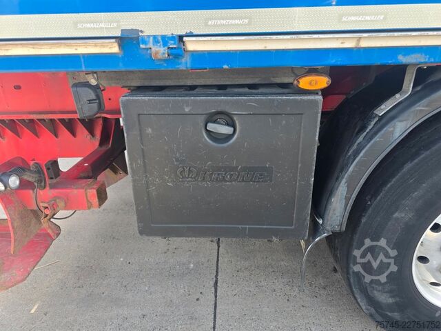 Semiremorcă deschisă SCHWARZMÜLLER J-SERIE * 2X LIFT * MITNAHMESTAPLER * SAF