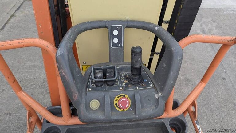 Piattaforma telescopica JLG Toucan T8E