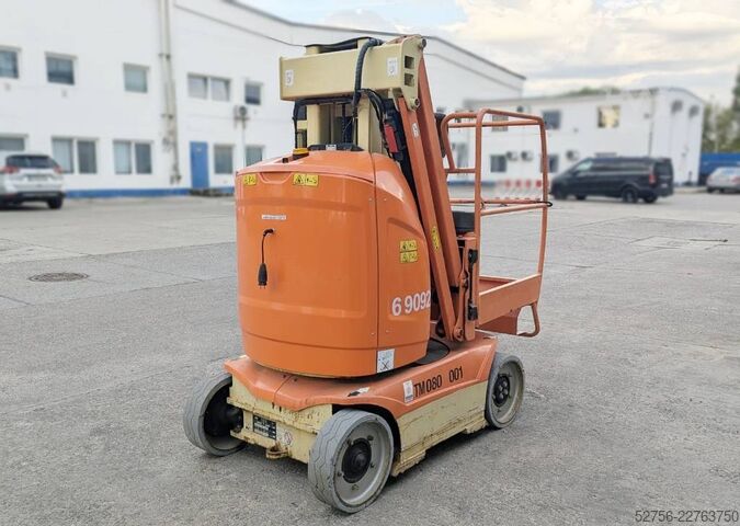 Piattaforma telescopica JLG Toucan T8E