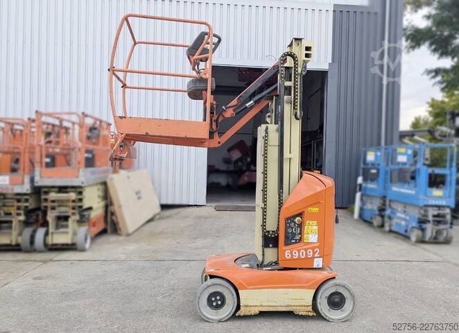 Piattaforma telescopica JLG Toucan T8E