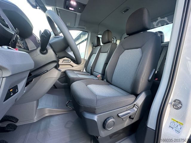 Pick-up bestelwagen VOLKSWAGEN Crafter 35 Doka Facelift L4 LR 7 Sitze GRA