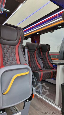 Minibus MERCEDES-BENZ 519 und 517 Glasdach XXL  20 Sitze Lord Exclusiv