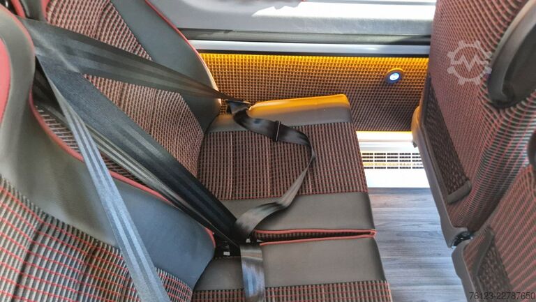 Minibus MERCEDES-BENZ 517 Lord Comfort XXL Vorlauffahrzeug 23 SS