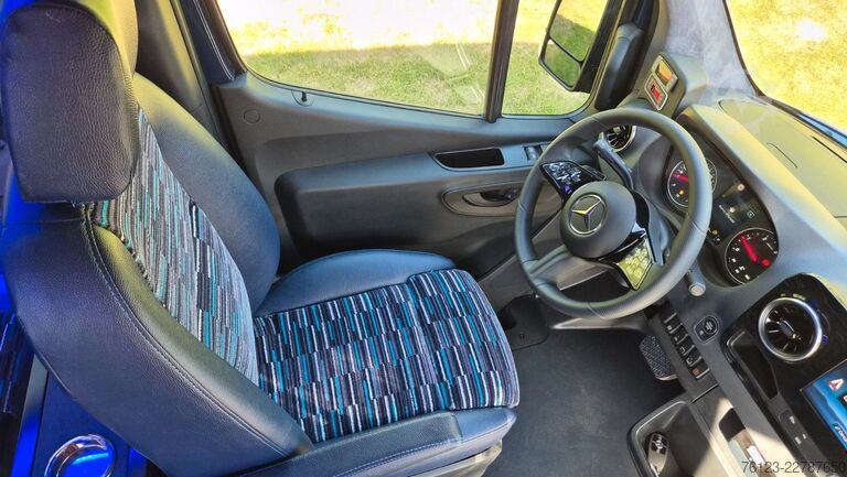 Minibus MERCEDES-BENZ 517 Lord Comfort XXL Vorlauffahrzeug 23 SS