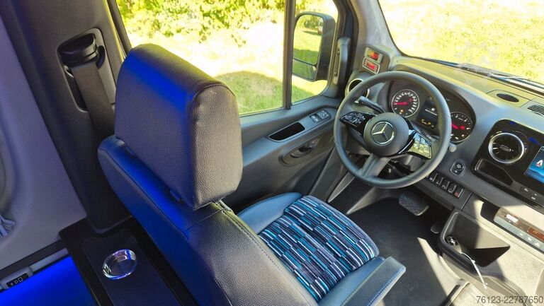 Minibus MERCEDES-BENZ 517 Lord Comfort XXL Vorlauffahrzeug 23 SS