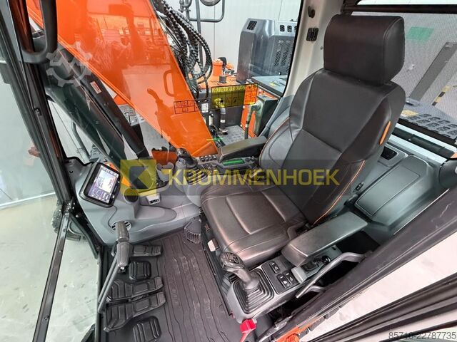 Excavadora sobre orugas Doosan DX 140 LCR-7