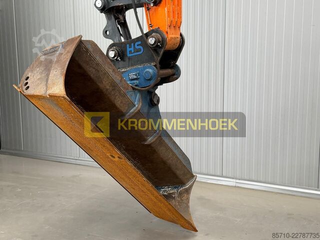 Excavadora sobre orugas Doosan DX 140 LCR-7