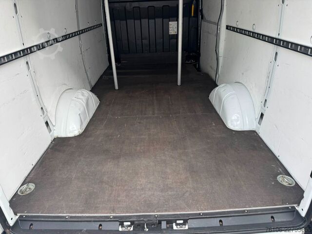 Fourgon tôlé IVECO Daily 35S14 Hi-Matic Kastenwagen *Klima*Tempomat
