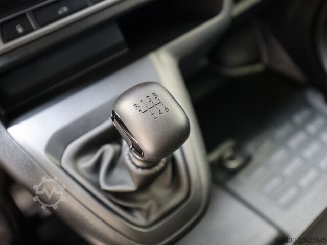 Duba panelată Peugeot Expert KW Standard L2 2.0 BlueHDi 145 ACC PDC