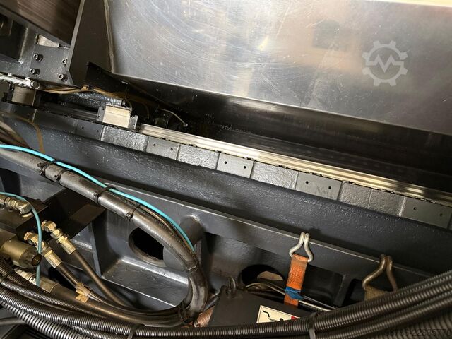 CNC soustruh DOOSAN Lynx 300M