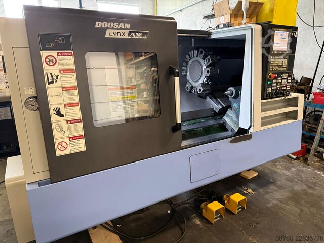 CNC soustruh DOOSAN Lynx 300M