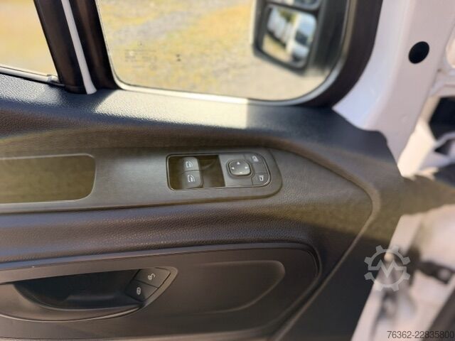 Furgão de teto alto Mercedes-Benz Sprinter 319 L2H2 V6 3,0L AHK-3,5T Kamer