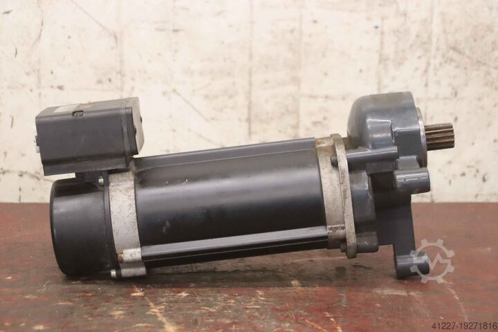 Getriebemotor 0,65 kW Konecranes Verlinde VT302116N15ELP5405SEM32MD