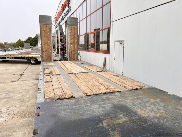 Nízkoložný přívěs Müller Mitteltal D3  3 Achs Tieflader 9 m, Verzinkt, Wenig Benutzt