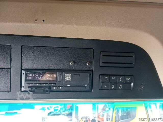 Standard tractor unit Mercedes-Benz ACTROS