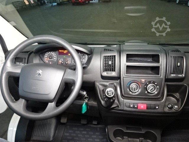 High top van PEUGEOT Boxer HDi 333 L2H2 S&S Pro Klima