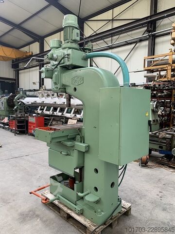 Kolomboormachine GSP 205 R