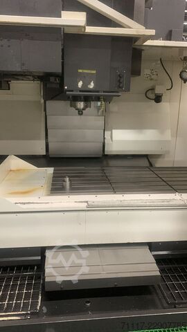 Pionowe centrum obróbcze Okuma MILLAC 852VII